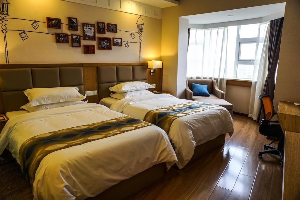 Chengdu Grand Hotel Екстериор снимка